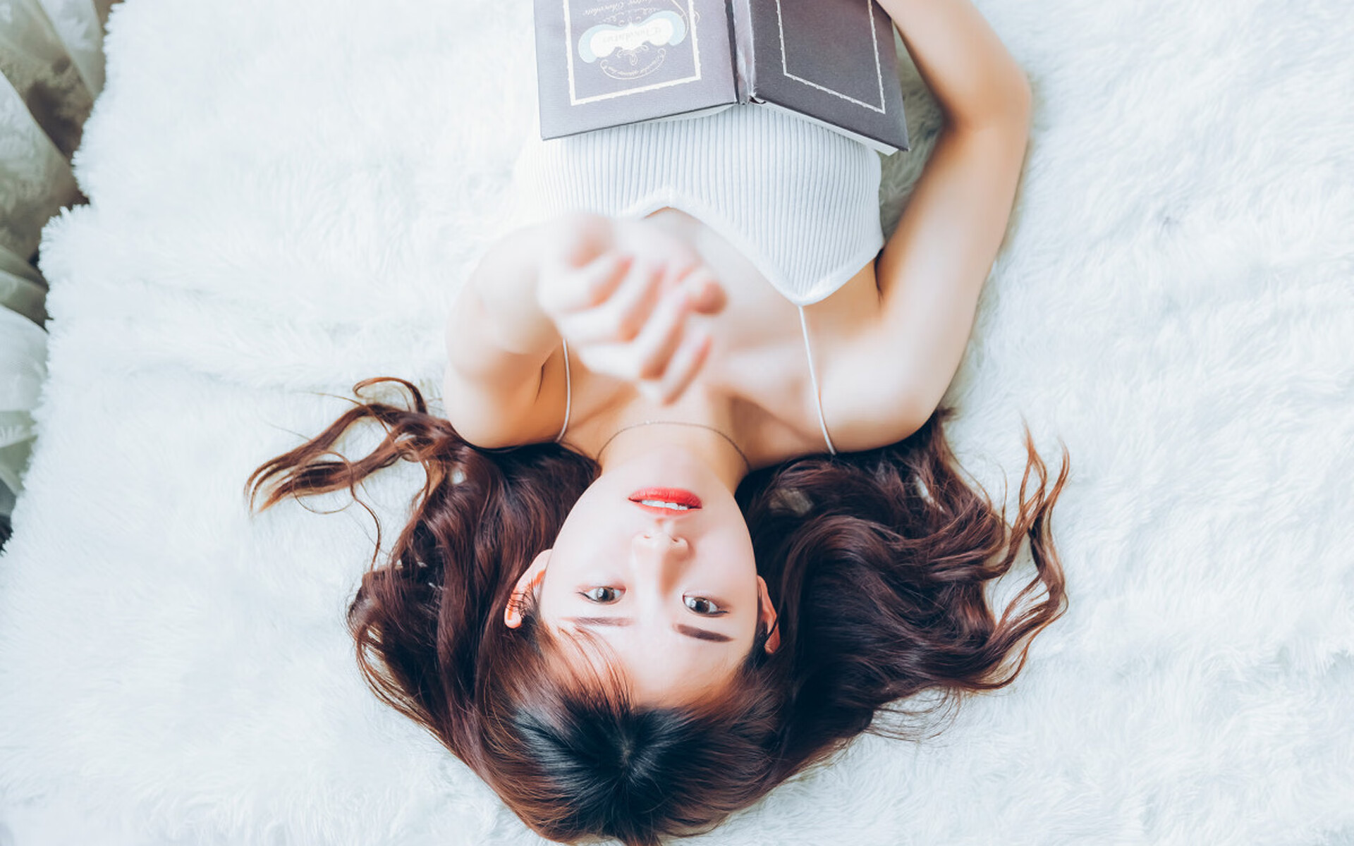 爱游戏 电竞-安东·李恩：全黑队的进攻领袖，用精准的传球和快速突破不断撕裂防线