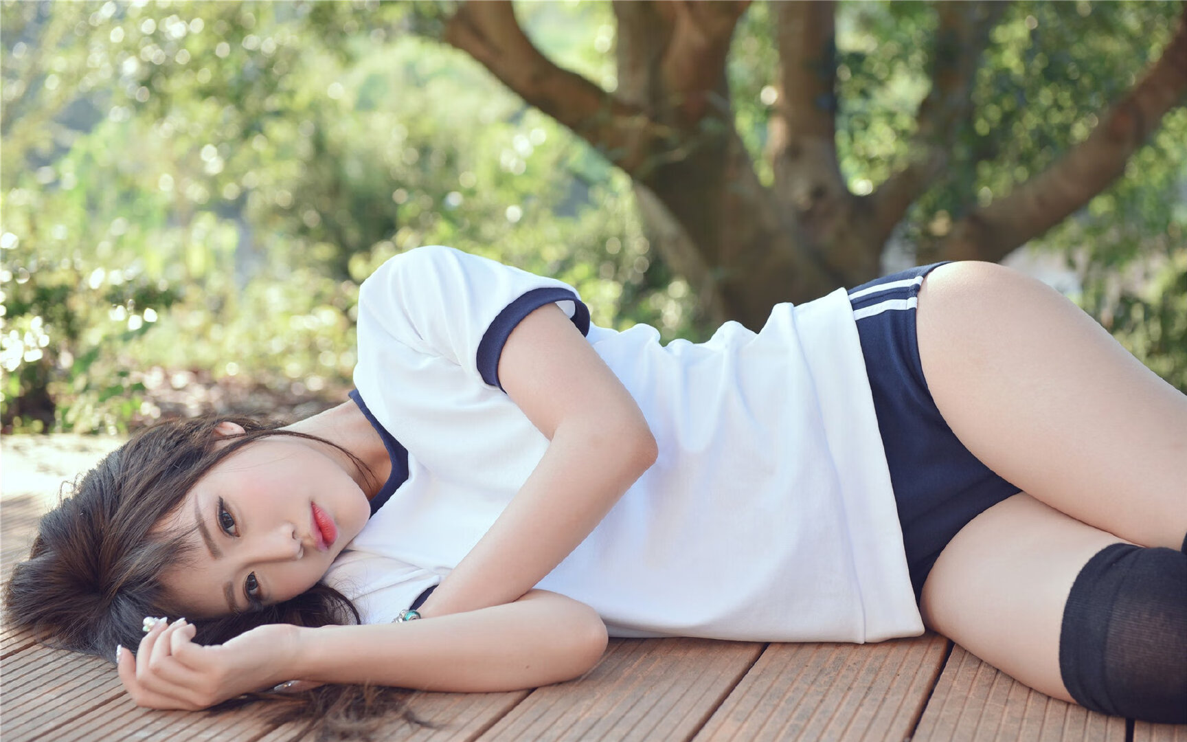 朝鲜蝶泳选手节奏控制精准，朝鲜花样游泳表演